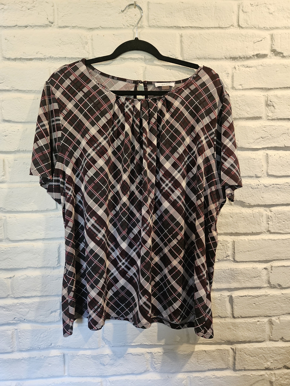 Calvin Klein Charcoal Gray, Cream & Red Plaid Short Sleeve Blouse. Plus 2X 18/20